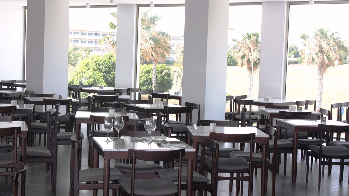 Amphora Hotel & Suites